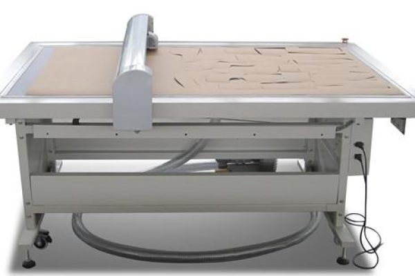 flatbed cutting plotter